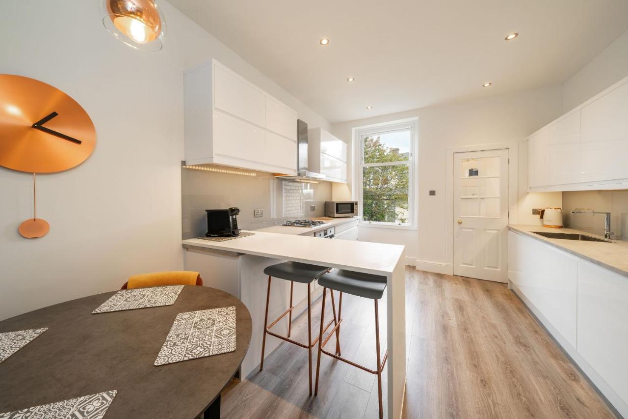 Jane'S Place - Chic 2 Bed Apartment Dundee Exteriör bild
