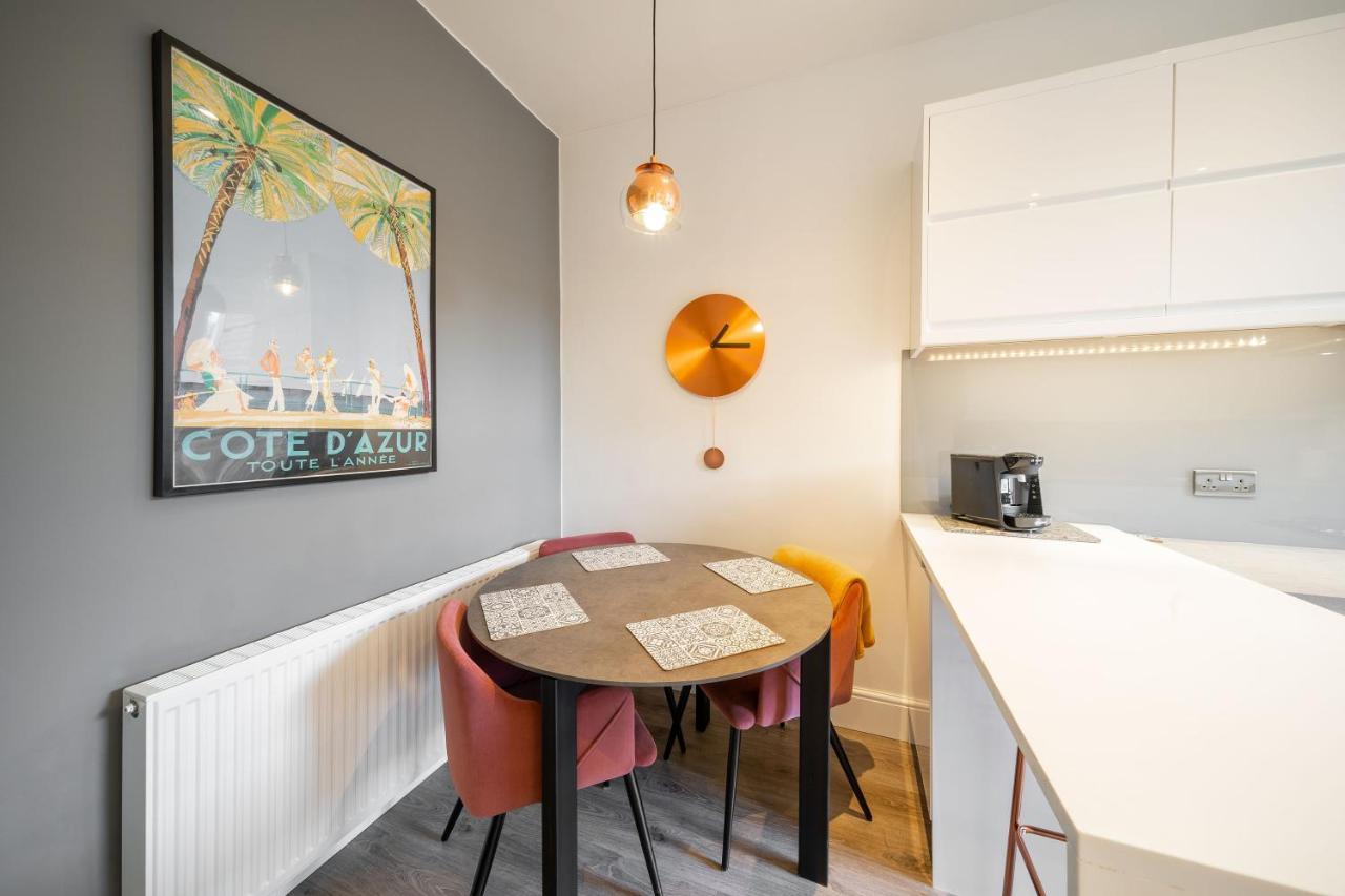 Jane'S Place - Chic 2 Bed Apartment Dundee Exteriör bild
